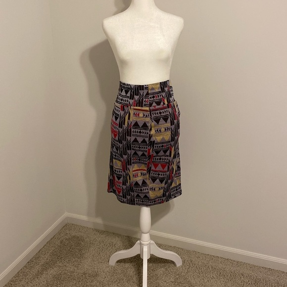 Dresses & Skirts - Pencil Skirt – Geometric Tribal Print 💕